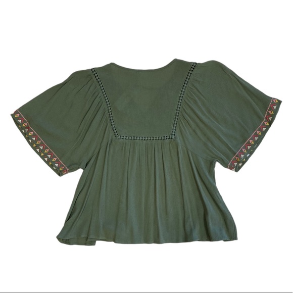 NWT Francesca’s Miami Top - Picture 2 of 5